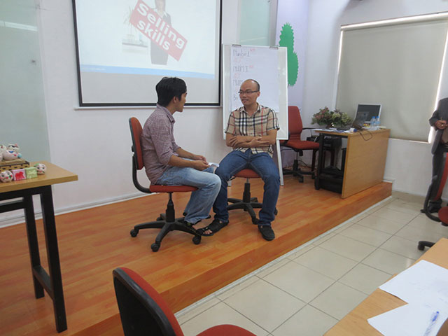 Kỹ năng bán hàng & Marketing chuyên nghiệp - FPT Services (16 & 17.05.2015)